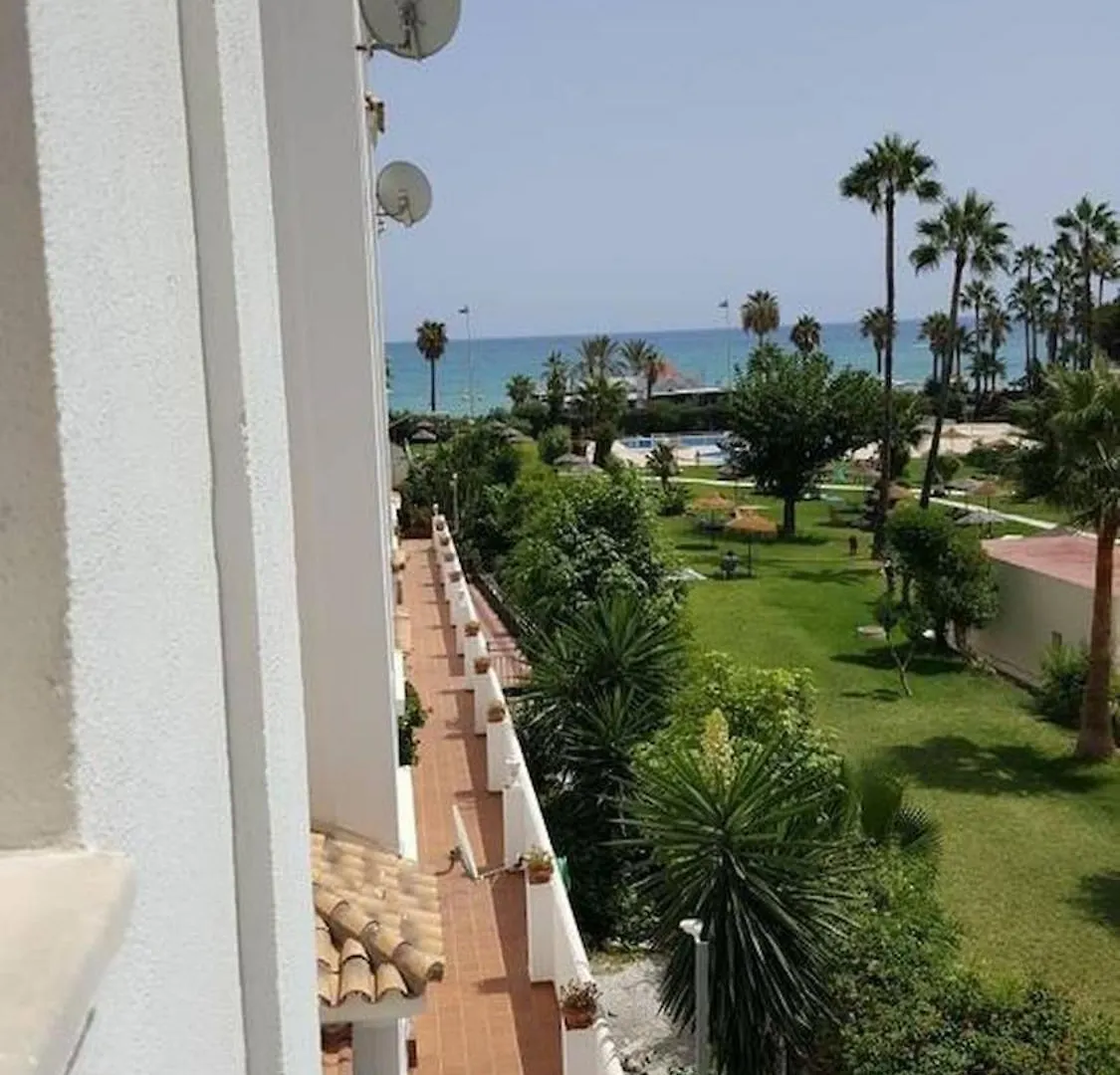 Family Apartment With 2 Bedrooms Benalmadena